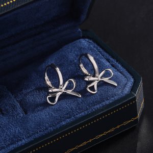 Sterling silver bow earrings for women, fashionable and youthful, unique ear cuffs, elegant earrings